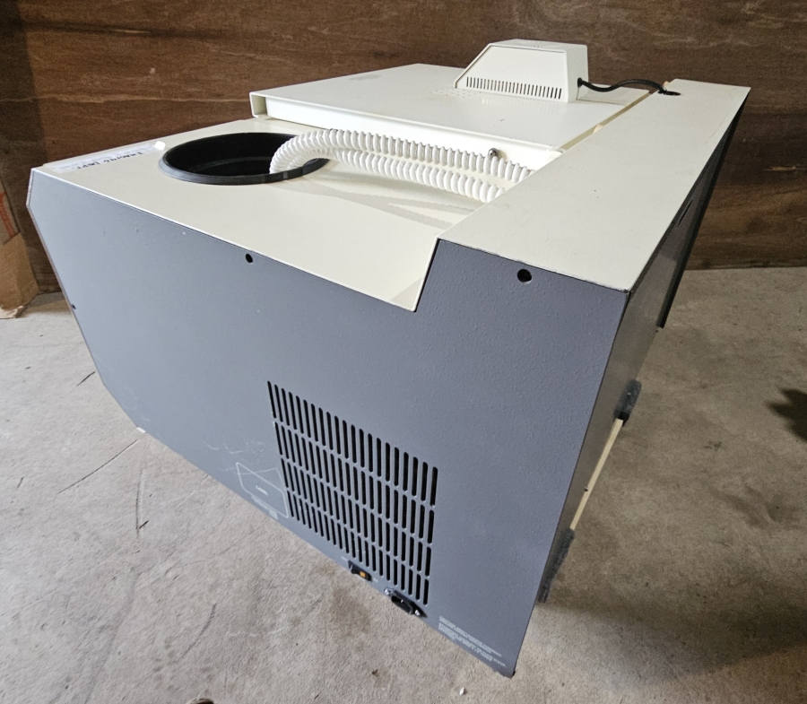 Thermo Electron SPD2010 SpeedVac Concentrator; SN:0580500102A, photo 18 of 36