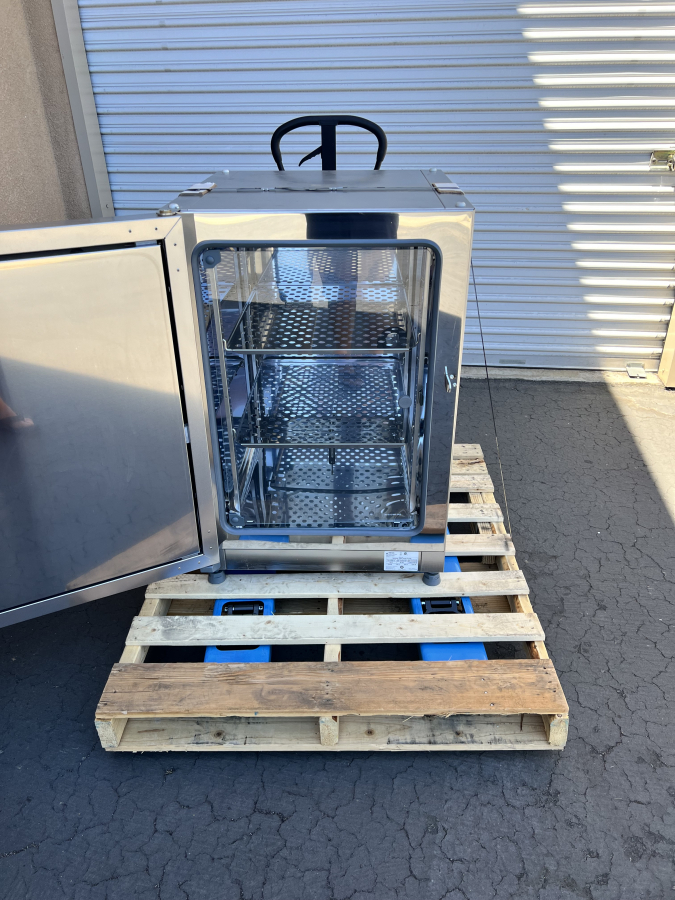 Fisherbrand Thermo Isotemp 180L Gravity Incubator, photo 1 of 9