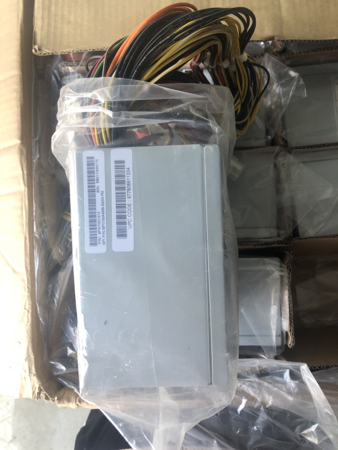 Sparkle Power SPI SPI700A8BB 700W Power Supply, photo 4 of 9