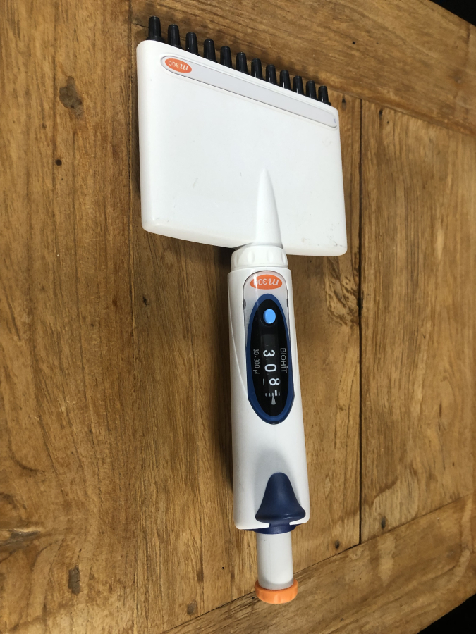 Biohit mLine 30-300 uL m300 Adjustable Manual Multi-Channel Pipette , photo 1 of 5