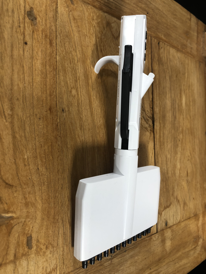 Biohit PROLINE 25-250 uL 12-Channel Multi-Channel Pipette Electronic Pipettor, photo 2 of 5