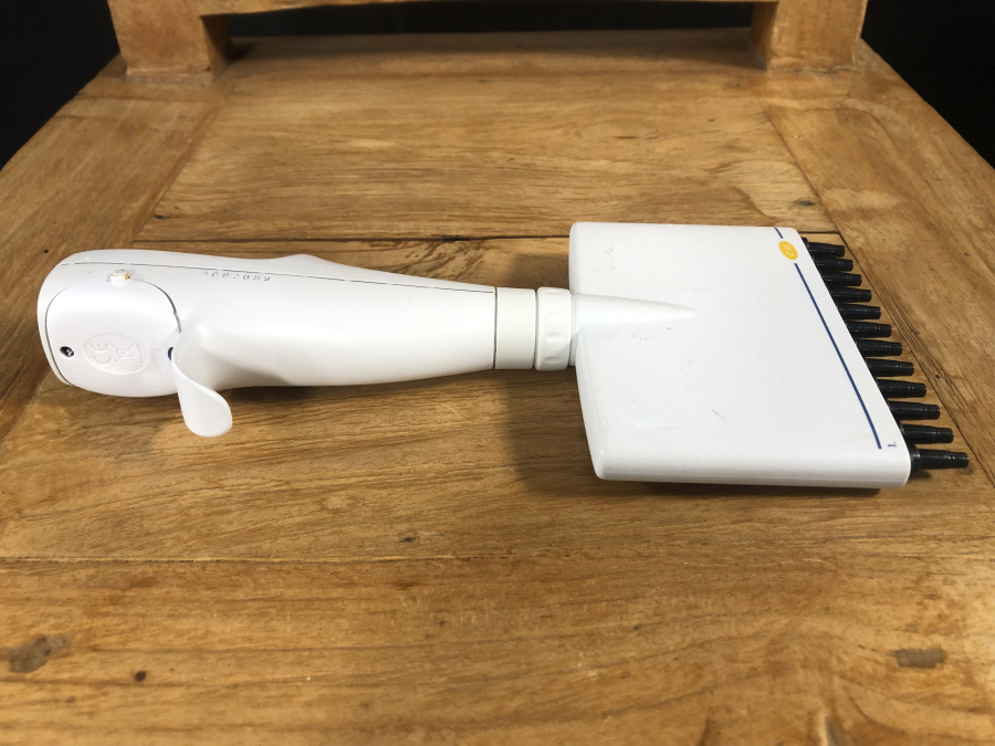 Biohit eLine e120 5-120 uL Electronic 12-Channel Multi-Channel Pipette, photo 2 of 5