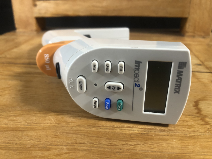 Matrix Impact2 12-Channel 850 uL Electronic Multi-Channel Pipette Thermo, photo 3 of 5