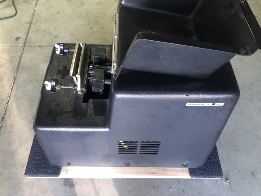 BioSpec 1001 Mini-BeadBeater 96 SN:1076, photo 9 of 13