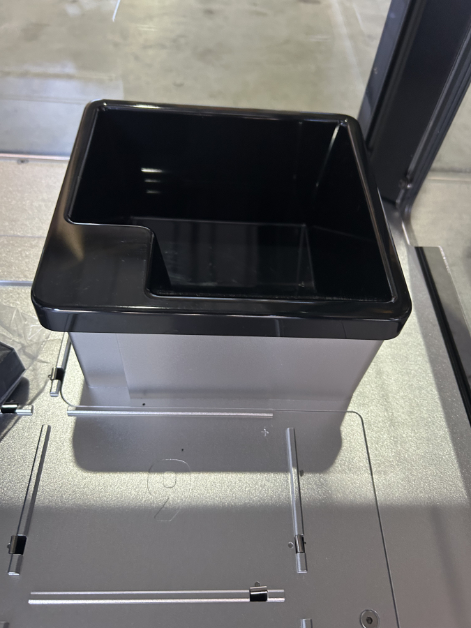 Opentrons OT2 Liquid Handler SN:OT2CEP20191211A05, photo 4 of 11