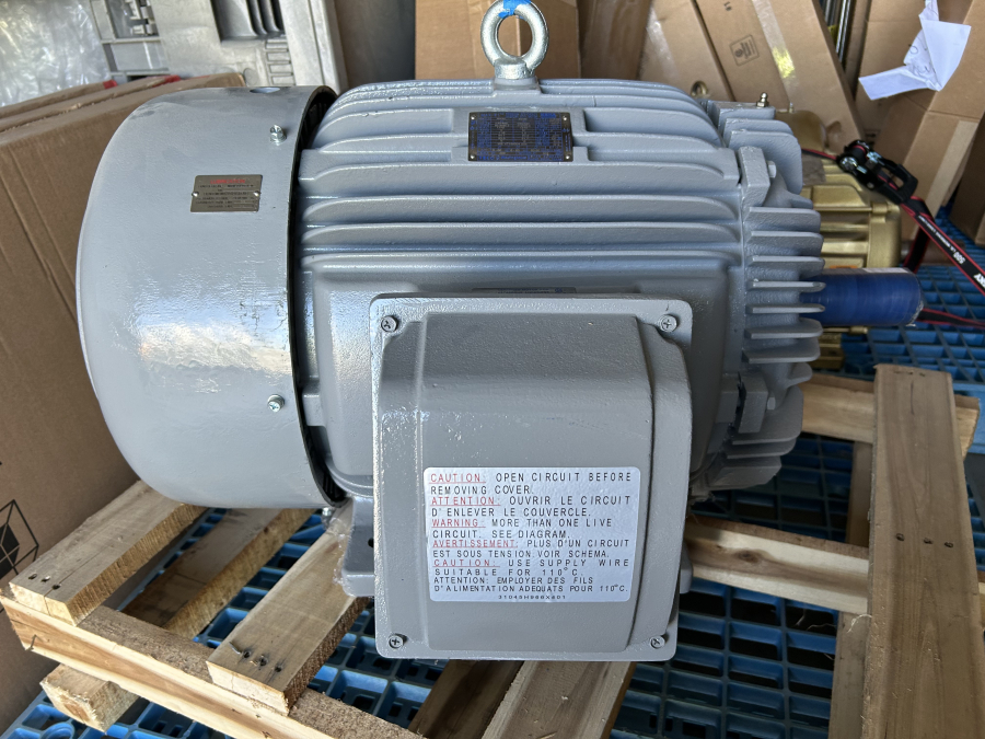 Teco Westinghouse MAX-E1 EP0404 AEHH8N 324T 40 HP Severe Duty Motor 40HP, photo 10 of 10