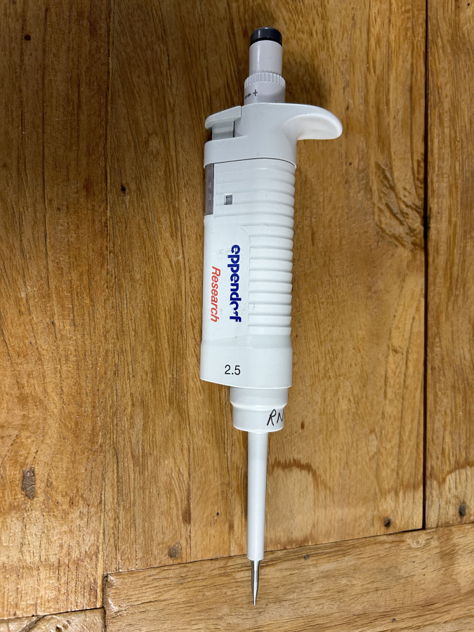 Eppendorf Research PhysioCare 0.1-2.5 uL Single-Channel Adjustable Pipette, photo 2 of 4