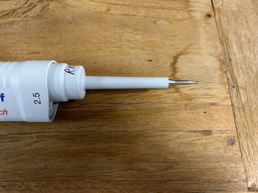 Eppendorf Research PhysioCare 0.1-2.5 uL Single-Channel Adjustable Pipette, photo 1 of 4