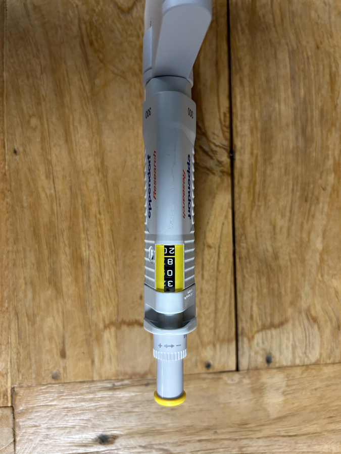 Eppendorf Research 30-300 uL 12-Channel Multi-Channel Pipette PhysioCare, photo 3 of 5