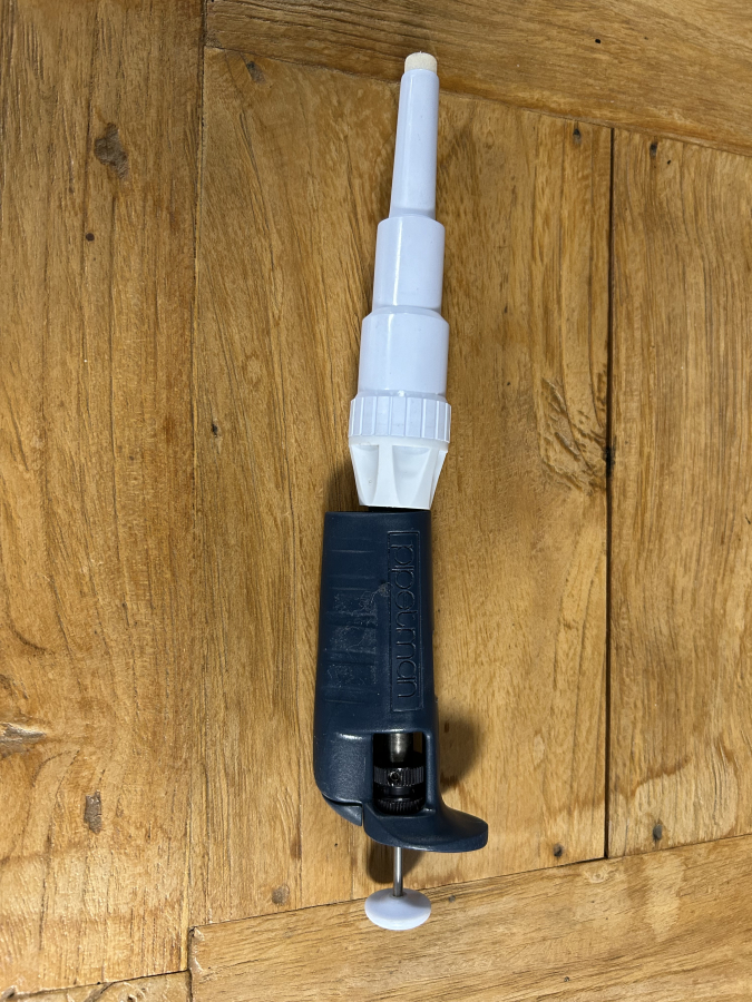 Gilson Pipetman P5000 500-5000 uL Single-Channel Pipette, photo 1 of 4