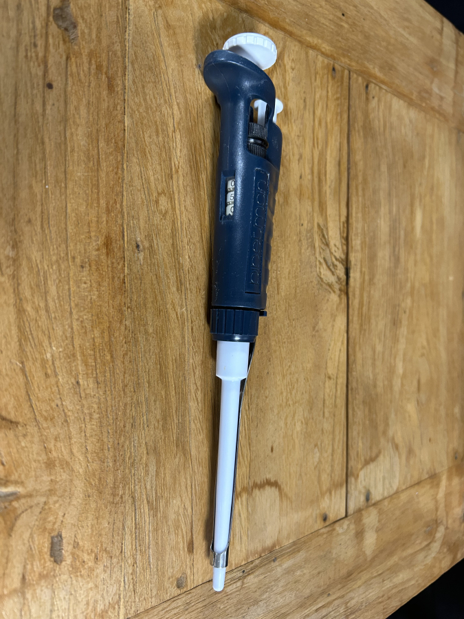 Gilson P200 20-200 uL Pipetman Single-Channel Adjustable Manual Pipette, photo 3 of 4
