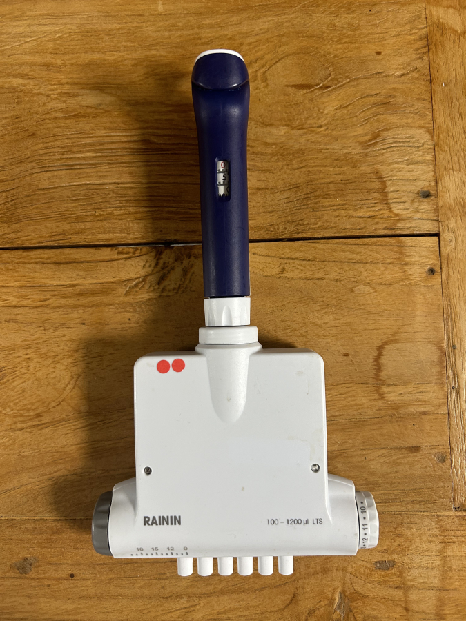 Rainin Pipet-Lite XLS 100-1200 uL LTS 6-Channel Multi Pipette LA6 Spacer, photo 2 of 5