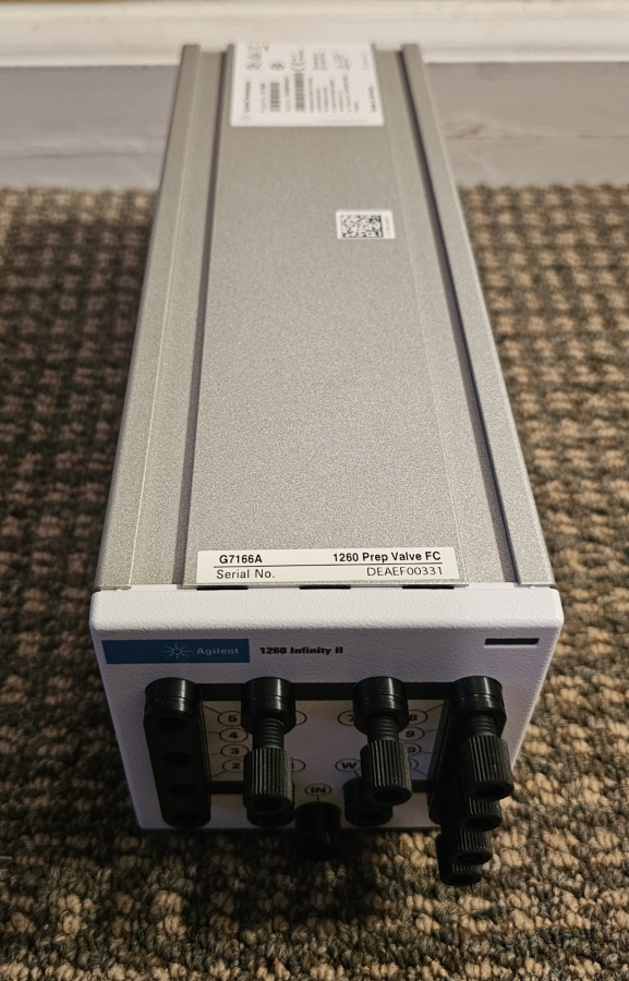 Agilent G7166A 1260 Infinity II Preparative Valve Based Fraction Collector; SN:DEAEF00331/334/430, photo 7 of 16