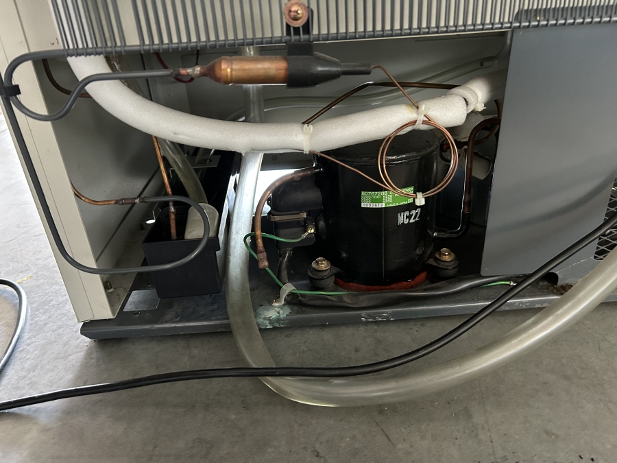 Sanyo MIR-153 Cooled Incubator, photo 8 of 15
