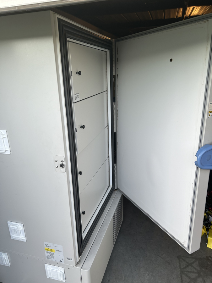Thermo Forma 900 Series 957 9400D -86 Upright Ultra-Low Temperature Freezer SN:477523-219, photo 3 of 11