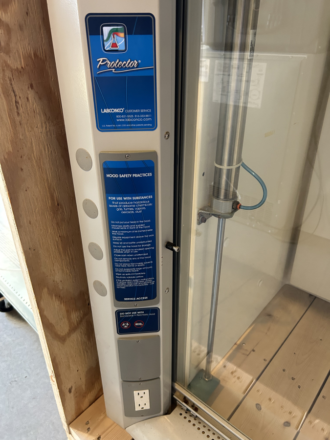 Labconco 10060000010814 Protector Premier 6ft SEFA-1 Laboratory Vapor Fume Hood; SN# 130880242B , photo 2 of 8