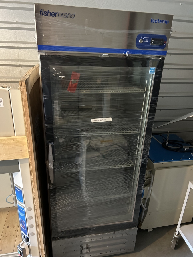 Fisherbrand Isotemp General Purpose Laboratory Refrigerator FBG30RSGA; SN:1150265301181127, photo 1 of 11