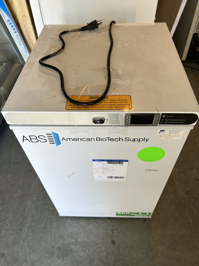 ABS ABT-HC-UCFS-0204 Temperature Controlled Refrigerator Freezer Cabinet Room Refrigerator Freezer, photo 1 of 11