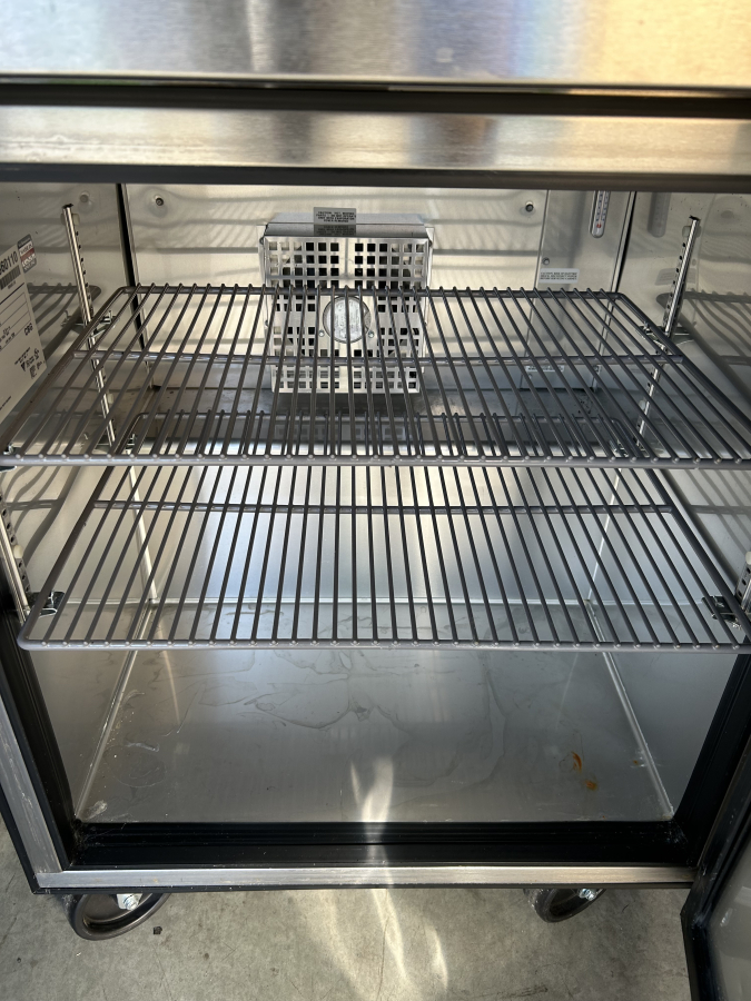 True Refrigeration Undercounter Freezer TUC-27F-HC R290 Parts/Repair, photo 5 of 11