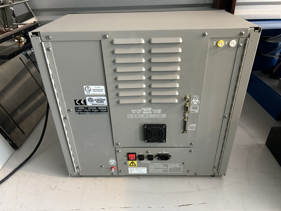 Beckman Coulter ACT diff 2 Hematology Analyzer w/ Operator Card; SN:AD47964, photo 10 of 18