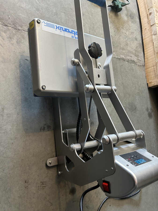 Stahls Hotronix STX11 Auto Open Clam Heat Thermal Transfer Press 11"-15"; SN:201502827, photo 10 of 10
