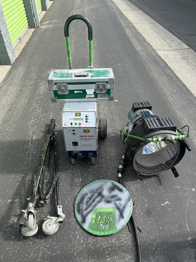 Power Gems 12/6 kW Electronic Ballast; Flicker Free Power Corrected Ballast Power Supply; Tripod Stand, photo 1 of 9