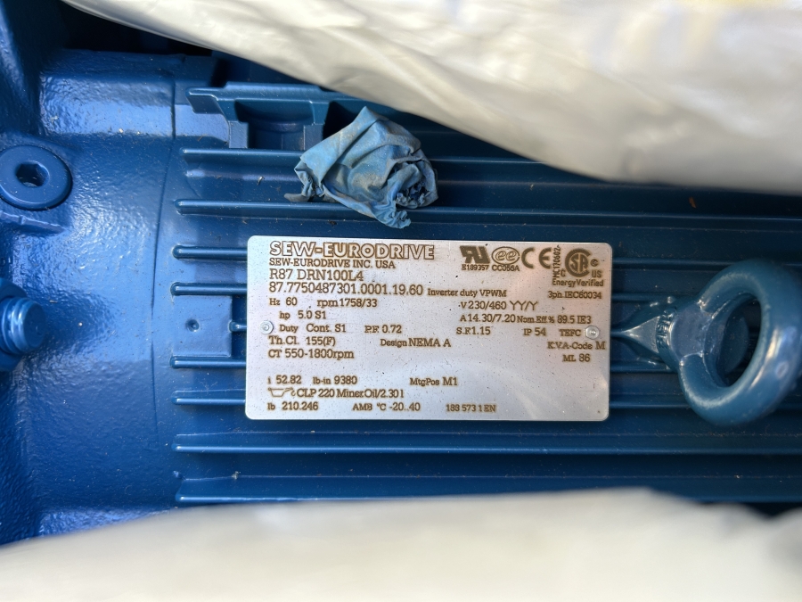 SEW Eurodrive R87 Gear Motor, 1754 RPM, 5HP, 230/460v; Appears New, photo 7 of 9