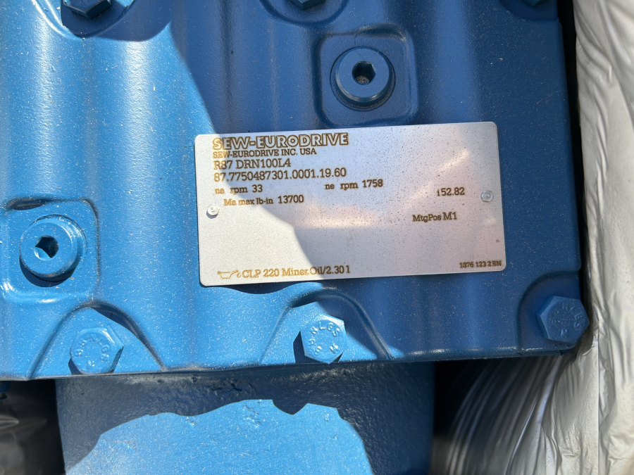 SEW Eurodrive R87 Gear Motor, 1754 RPM, 5HP, 230/460v; Appears New, photo 8 of 9