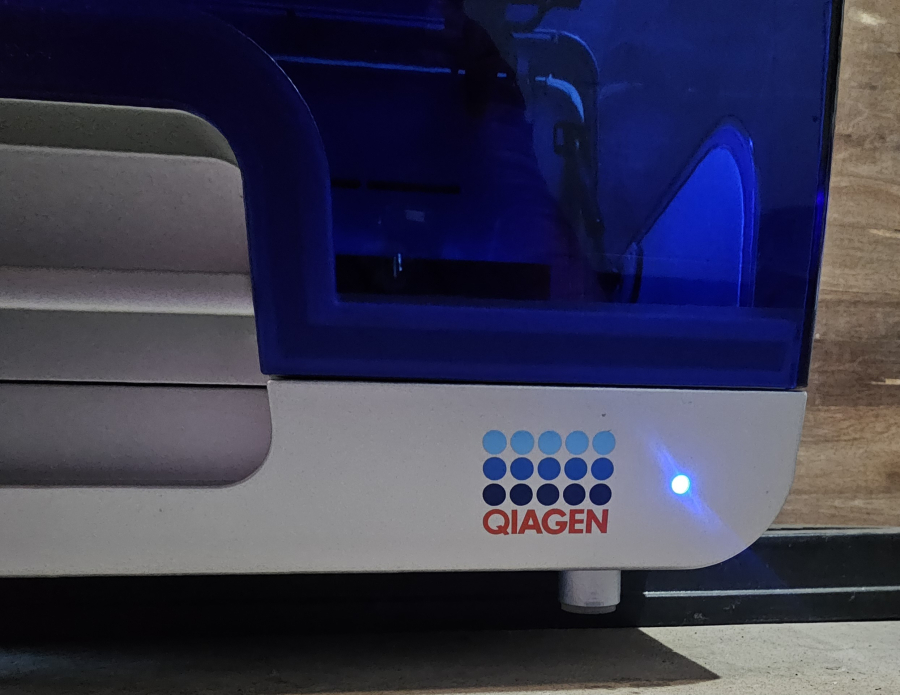 Qiagen QIAgility Bench Top Rapid High Precision PCR Experimental Instrument; SN:3373, photo 8 of 20
