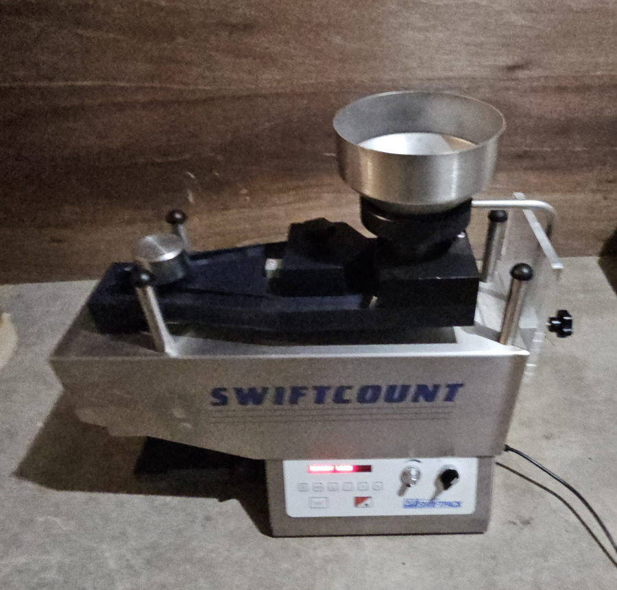 Swiftpack Automation Swiftcount Pill Tablet Capsule Counter Vibratory Bowl-fed SS; SN:M3101, photo 8 of 16