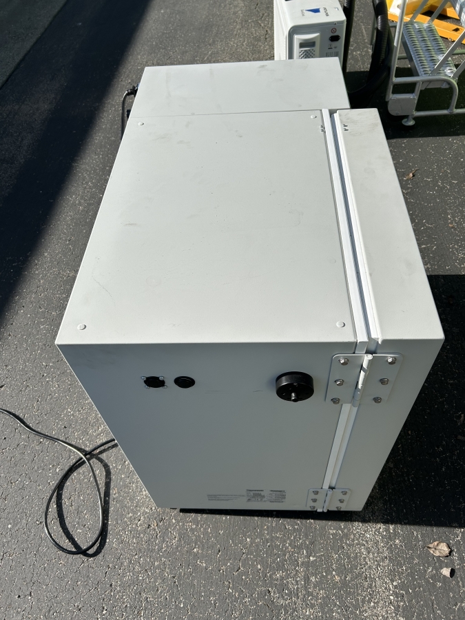 Eppendorf New Brunswick Innova U101-86 Ultra-Low Freezer U9420-0000; SN:F101LG551916, photo 4 of 14