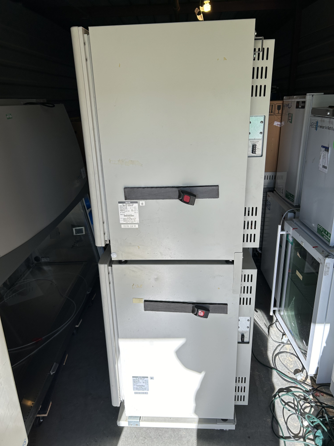 Sanyo MCO-20AIC Dual-Stack CO2 Incubator; 51217403, 51217396, photo 2 of 9
