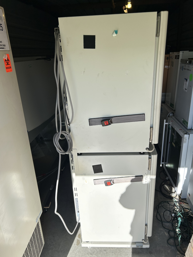 Sanyo MCO-20AIC Dual-Stack CO2 Incubator; 51217403, 51217396, photo 4 of 9