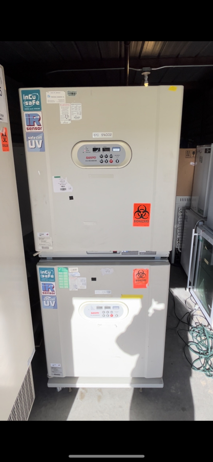 Sanyo MCO-20AIC Dual-Stack CO2 Incubator; 51217403, 51217396, photo 6 of 9