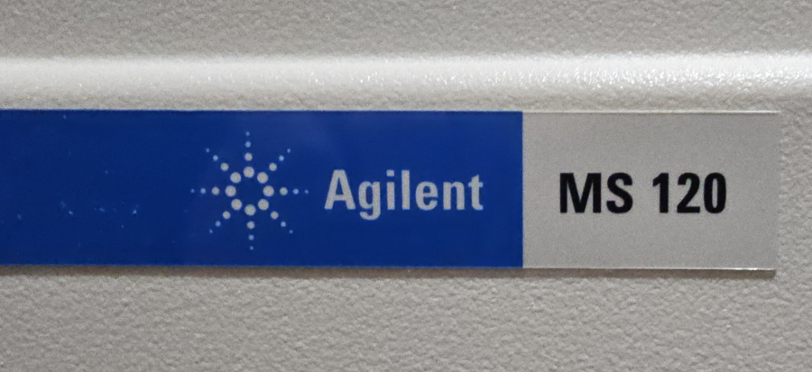 Agilent G2571-64000 MS120 Rotary Vane Pump w/ Noise Abatement System; SN:IT2422N046, photo 3 of 23