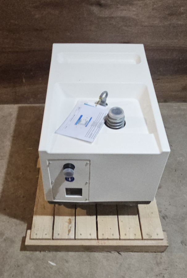 Agilent G2571-64000 MS120 Rotary Vane Pump w/ Noise Abatement System; SN:IT2422N046, photo 6 of 23