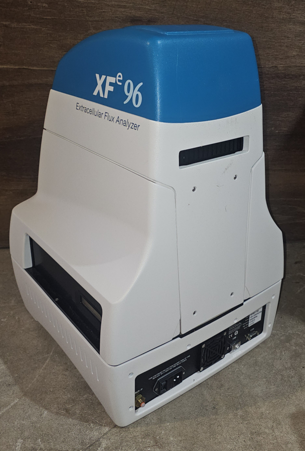Seahorse Bioscience XFe96 Extracellular Flux Analyzer w/ Touch Computer, Software, Accessories; SN:410187, photo 11 of 23