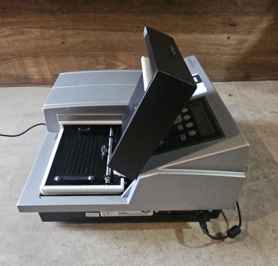 Biotek Charles River ELx808 Absorbance Detector UV-VIS Microplate Reader; SN:190214A, photo 20 of 23