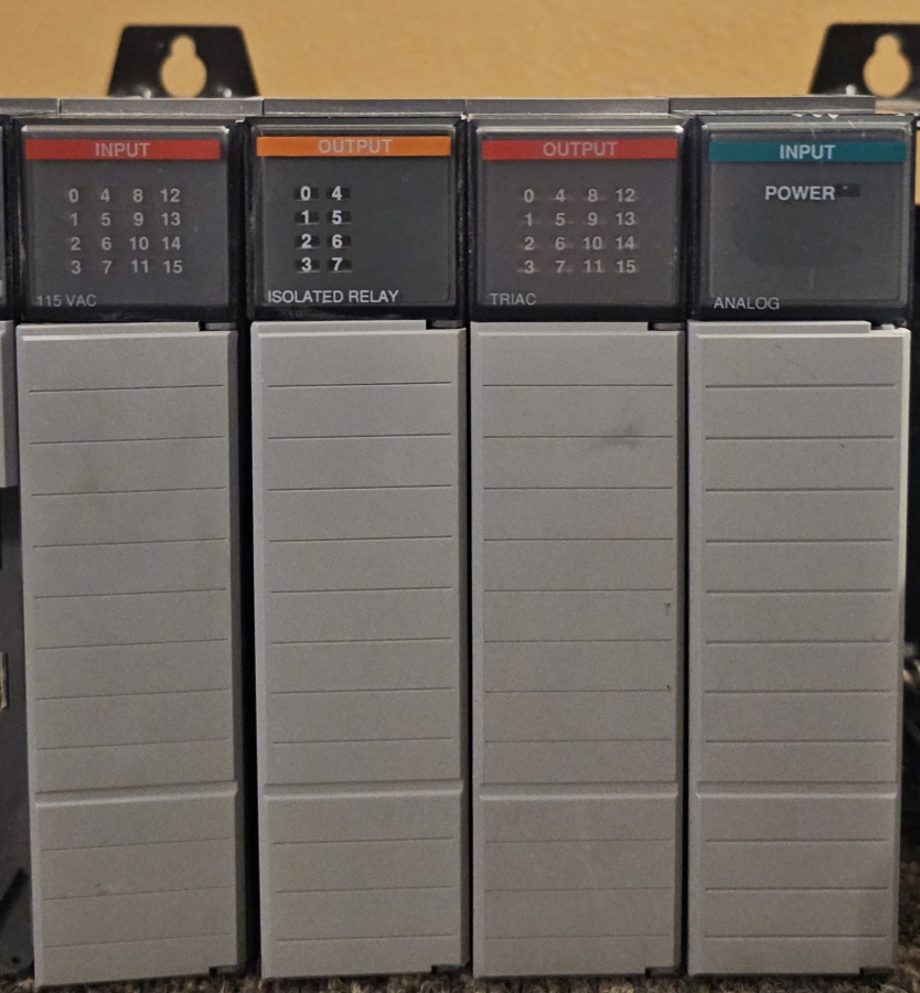 Allen-Bradley Power Supply 1746-A7 SLC-500 Slot Rack Chass +Modules Cards , photo 7 of 17