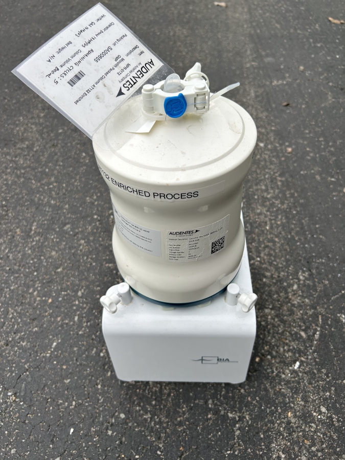 CIMmultus QA-800 mL cGMP Packed Monolith Column 2 uL Port-Size AT132 921.5113-2, photo 1 of 8