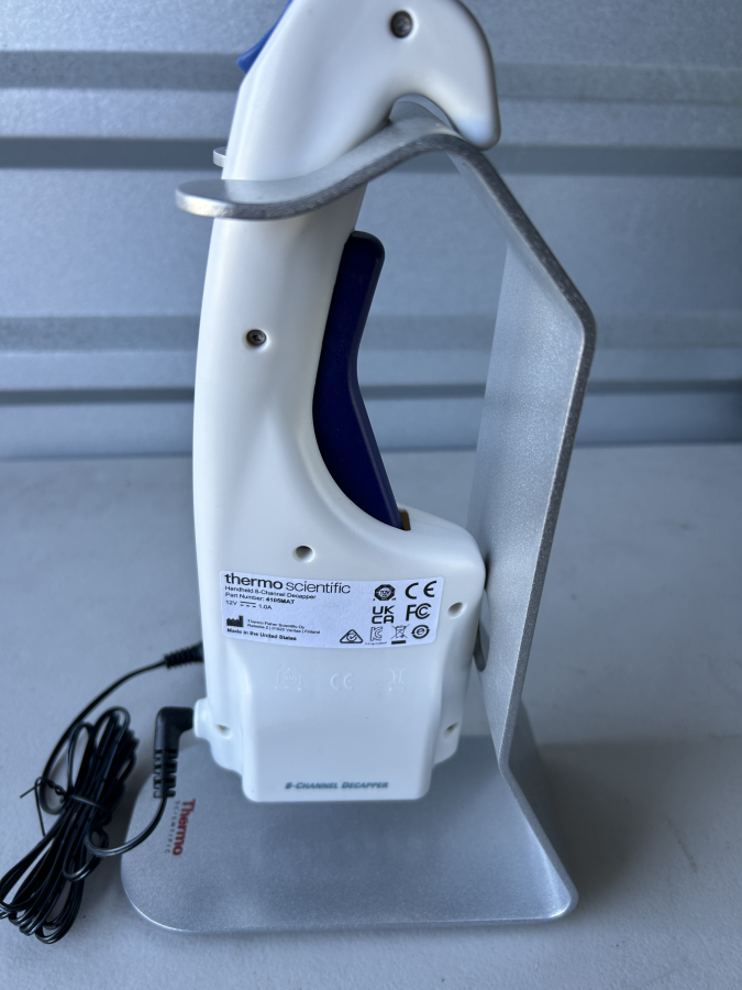 908Devices ZipChip Mass Spectrometry System LS-01-AS + Decapper + MORE; SN:Z0235, photo 17 of 20