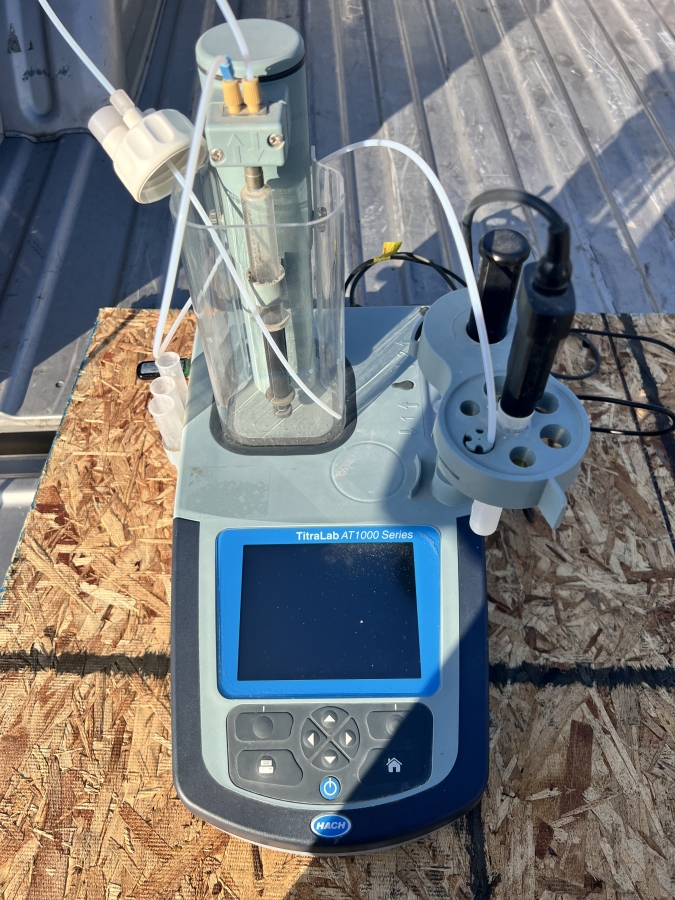 Hach AT1000 Potentiometric Titrator, photo 2 of 7