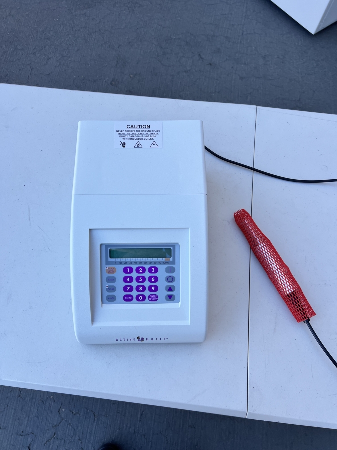 Active Motive Q120AM Sonicator w/ CL-18 Converter Horn, photo 3 of 4