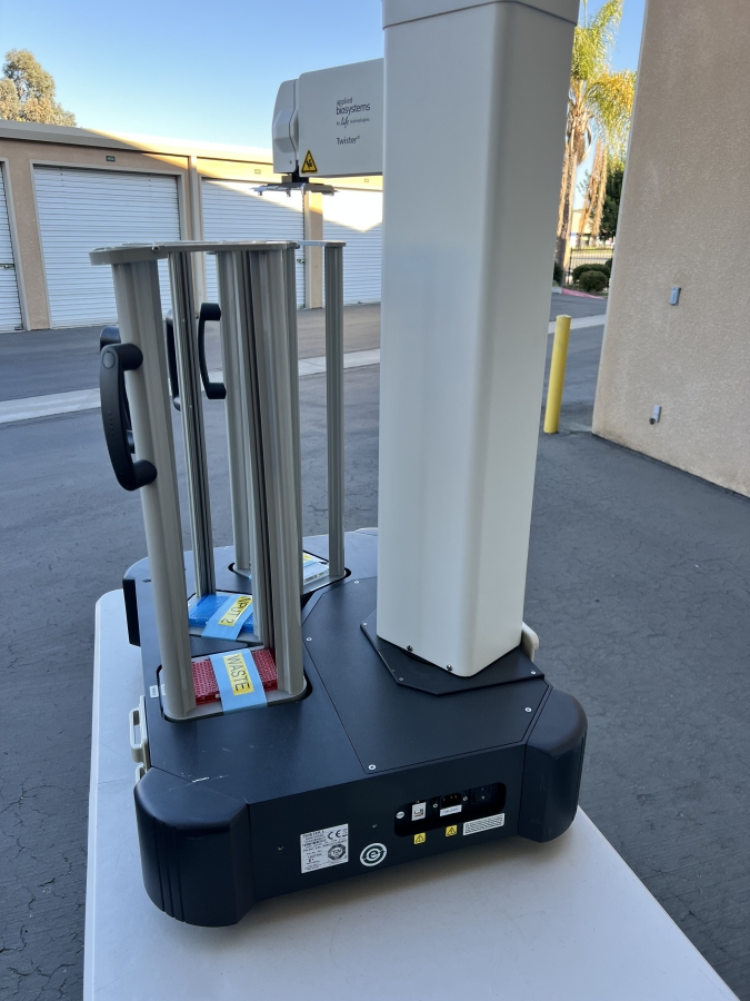 Applied Bio Twister 3 Robotic Plate Handler; SN:T31633N0417, photo 7 of 7