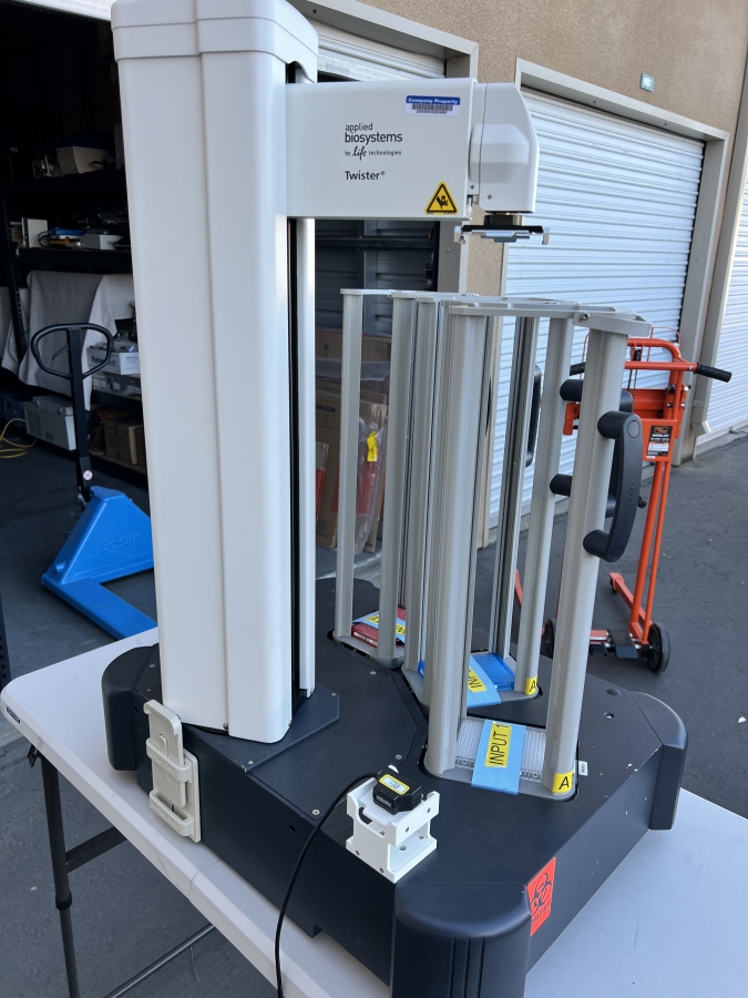 Applied Bio Twister 3 Robotic Plate Handler; SN:T31633N0417, photo 2 of 7