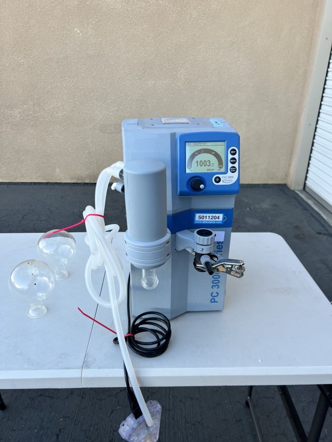 Vacuubrand PC 3004 Vario Pump; SN:44570102, photo 1 of 8