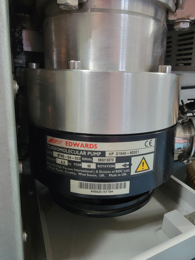 Hewlett Packard 5973 Mass Selective Detector G1099A w/ G1946-80001 Pump ; SN:US82321849, photo 8 of 11