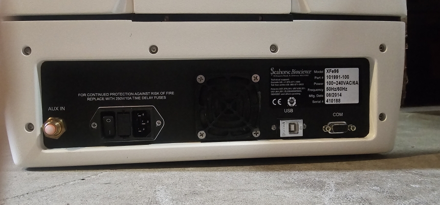 Seahorse Science Extracellular Flux Analyzer w/ Monitor; SN:410188, photo 21 of 52