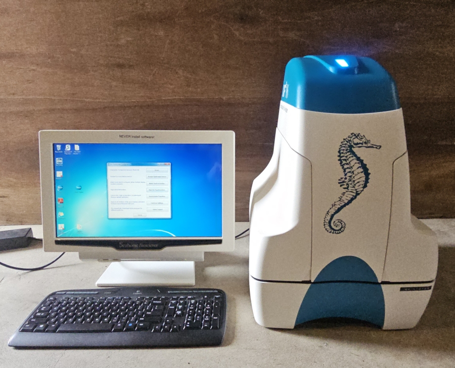 Seahorse Science Extracellular Flux Analyzer w/ Monitor; SN:410188, photo 49 of 52
