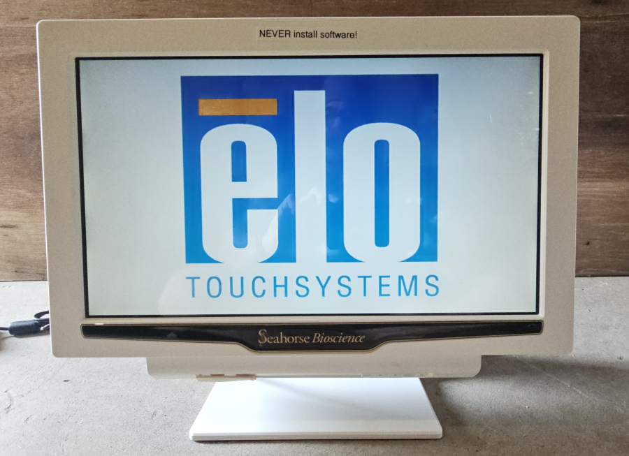 Seahorse Science Extracellular Flux Analyzer w/ Monitor; SN:410188, photo 52 of 52